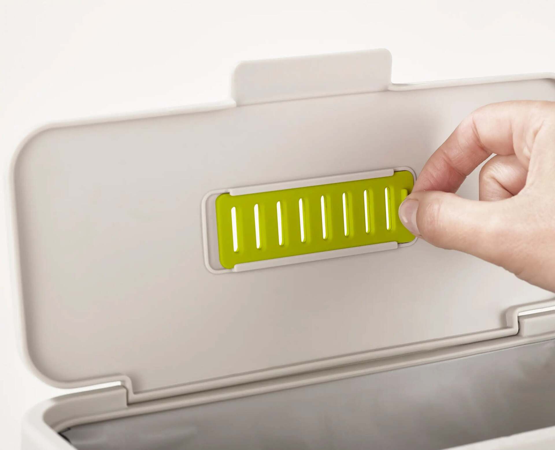 Joseph Joseph Compo compostable waste container 4 L, cream, 30046