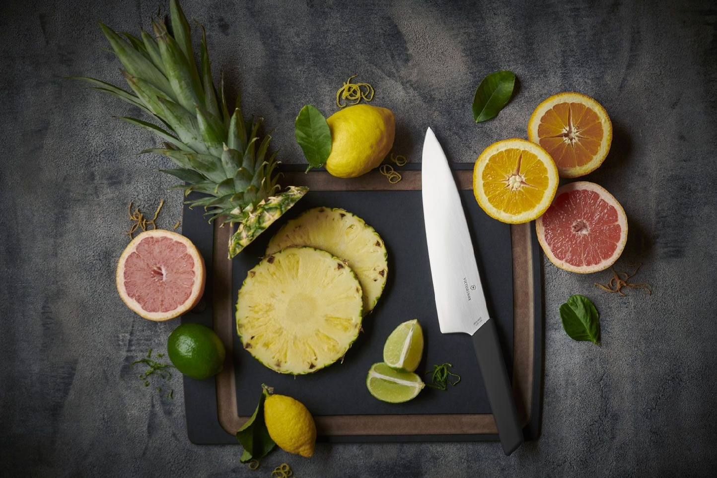 Victorinox Swiss Modern bukový blok s noži 7 ks, 6.7186.63