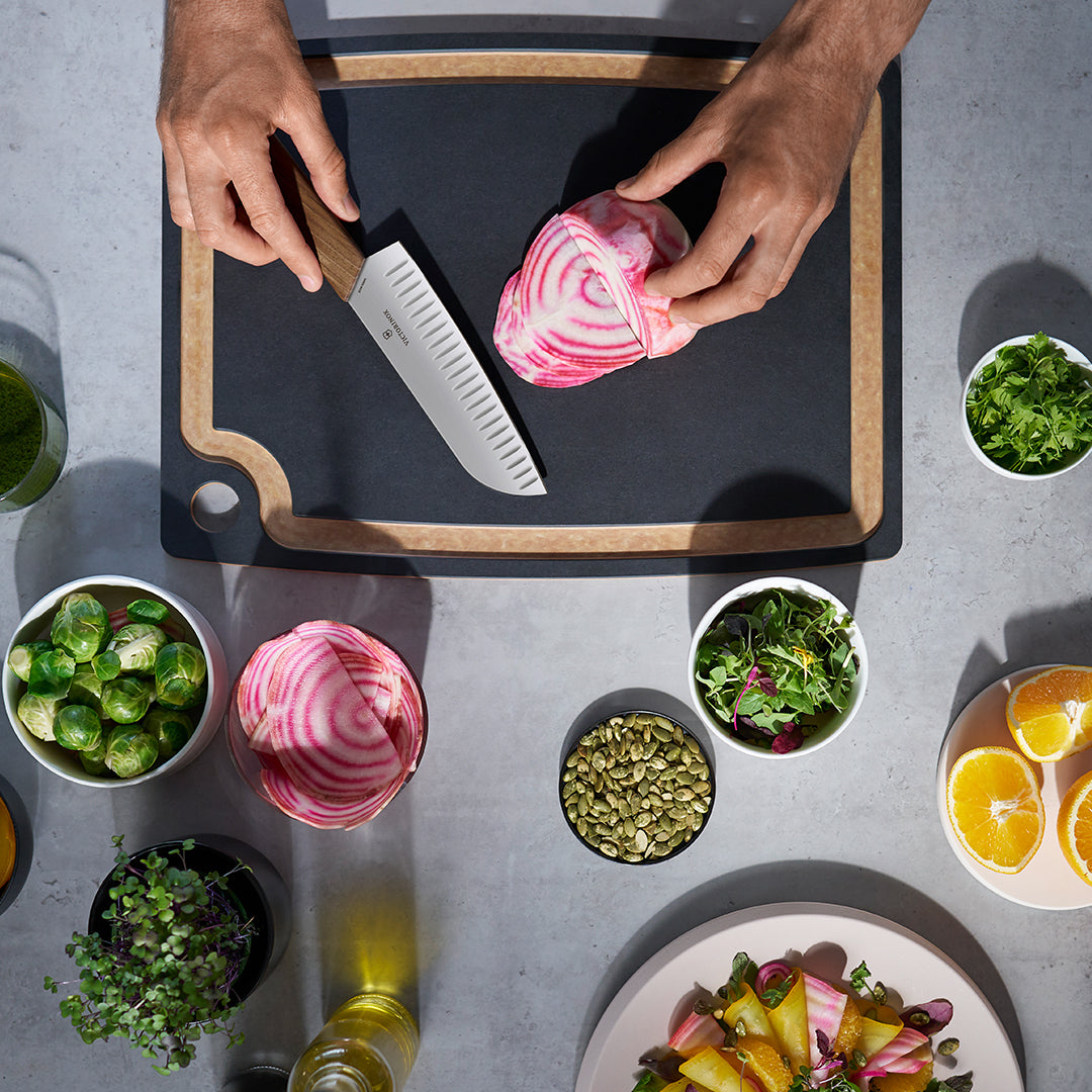 Victorinox Gourmet kuchyňské prkénko M 36 x 28 cm, černá, 7.4128.3