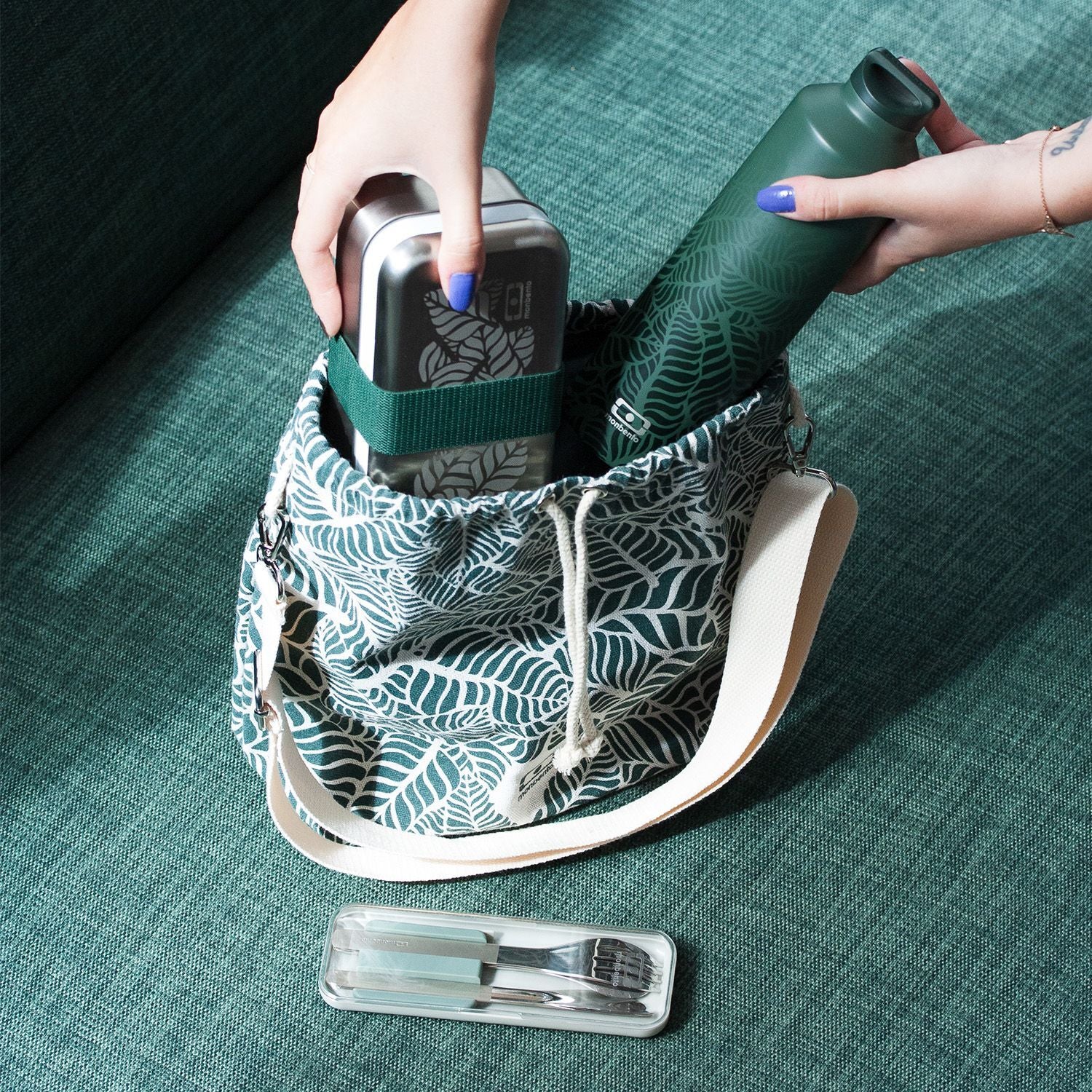 Monbento Fresh thermal bag for snack box 5,7 l, graphic jungle, 77224001