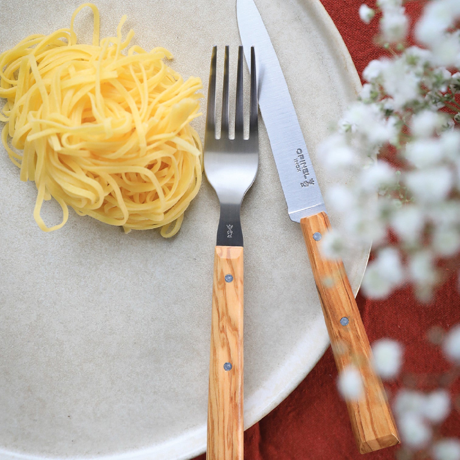 Opinel set of Bon Appetit cutlery knives and Sylve forks, 8 pcs, olive wood, 003209