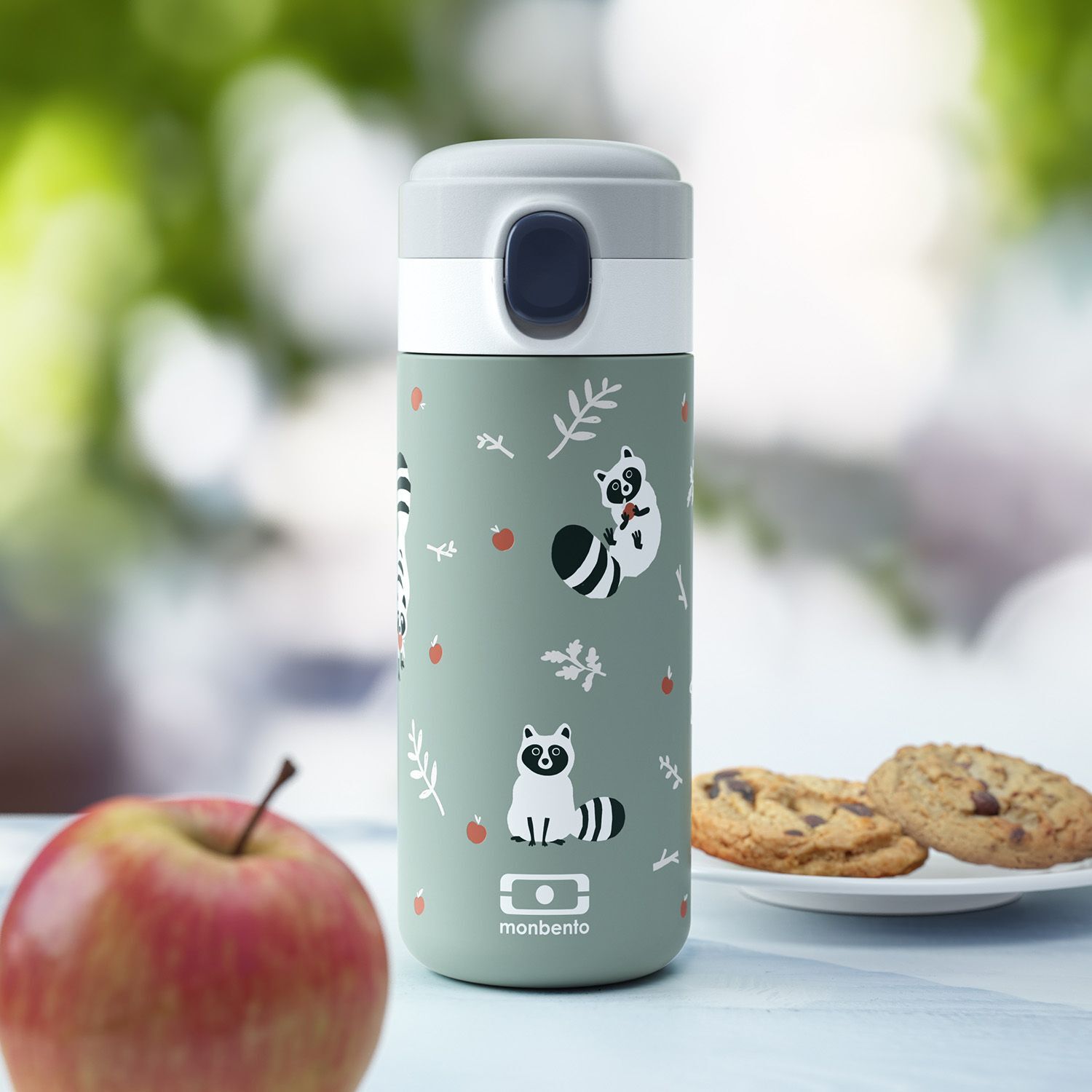 Monbento Pop dětská termoláhev na pití 360 ml, green raccoon, 36334073