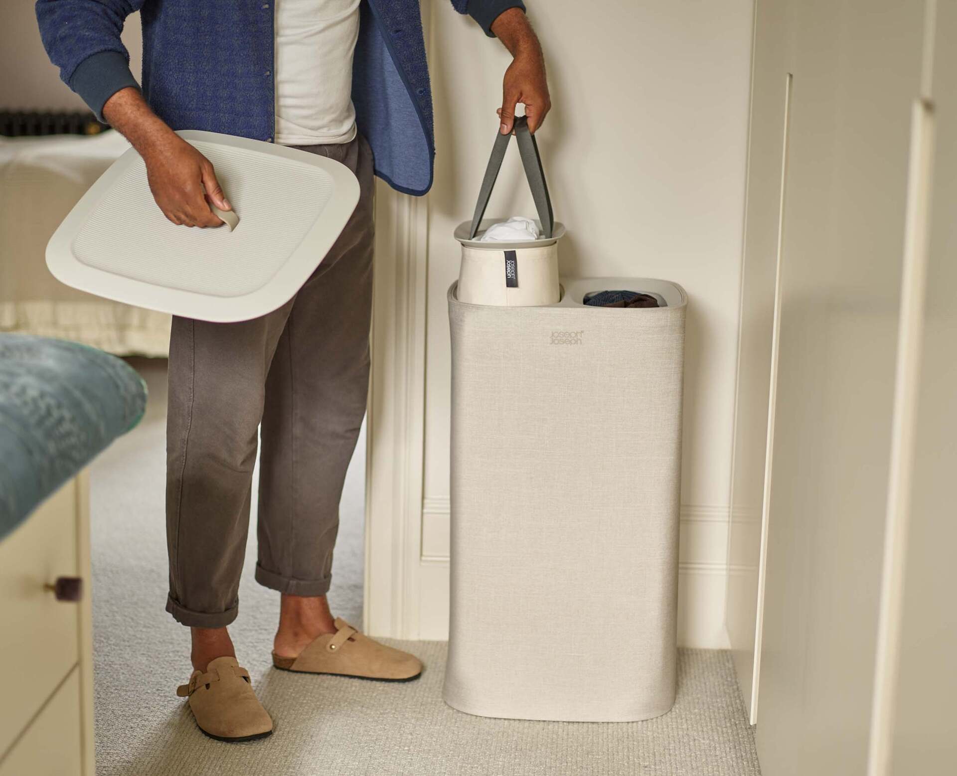 Kôš na bielizeň Joseph Joseph Tota 60 l, krémový, 50019
