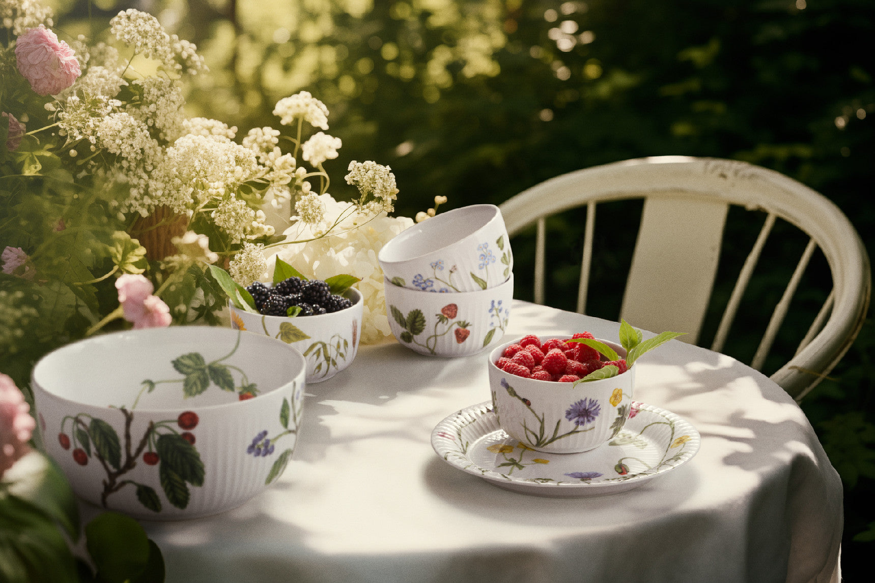 Kähler Hammershoi Summer porcelánová miska 12 cm, wild flowers, 693284