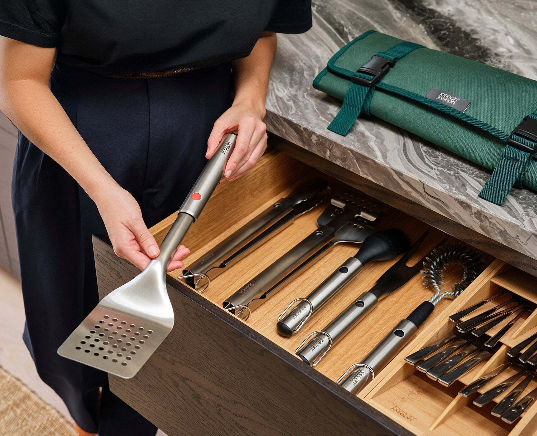 Joseph Joseph GrillOut sada grilovacího náčiní z nerezové oceli, 2000001