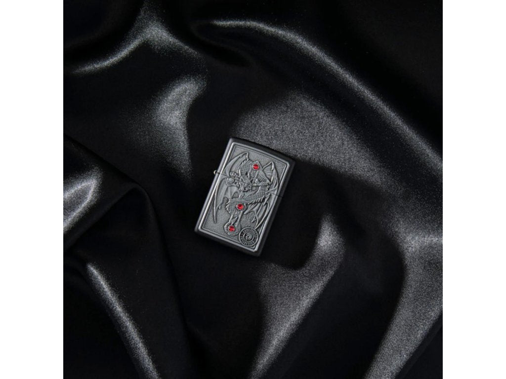 Zapalovač Zippo 66077 Anne Stokes