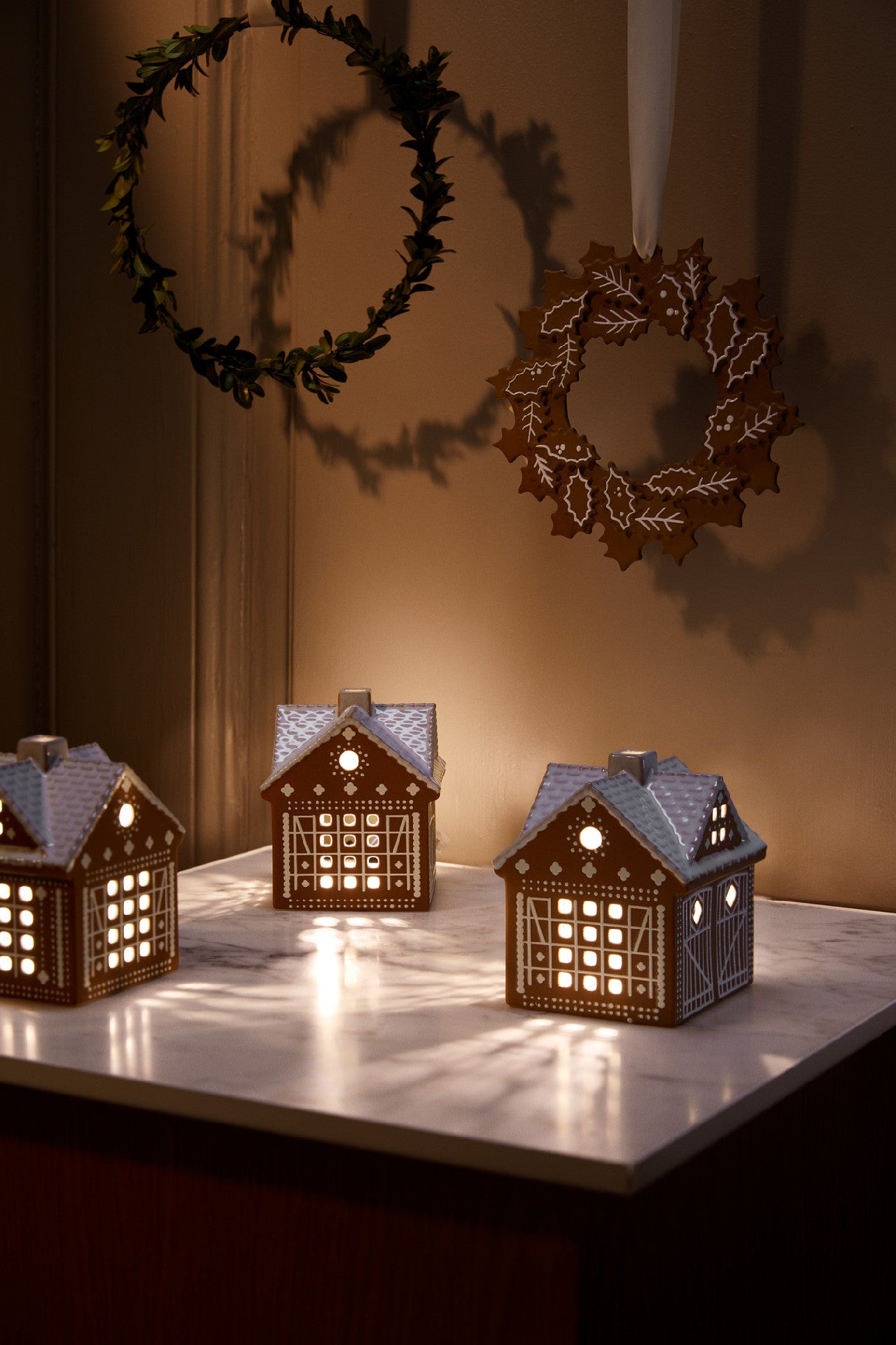 Kähler Gingerbread ceramic candlestick Christmas Stable 11.5 cm, 693533