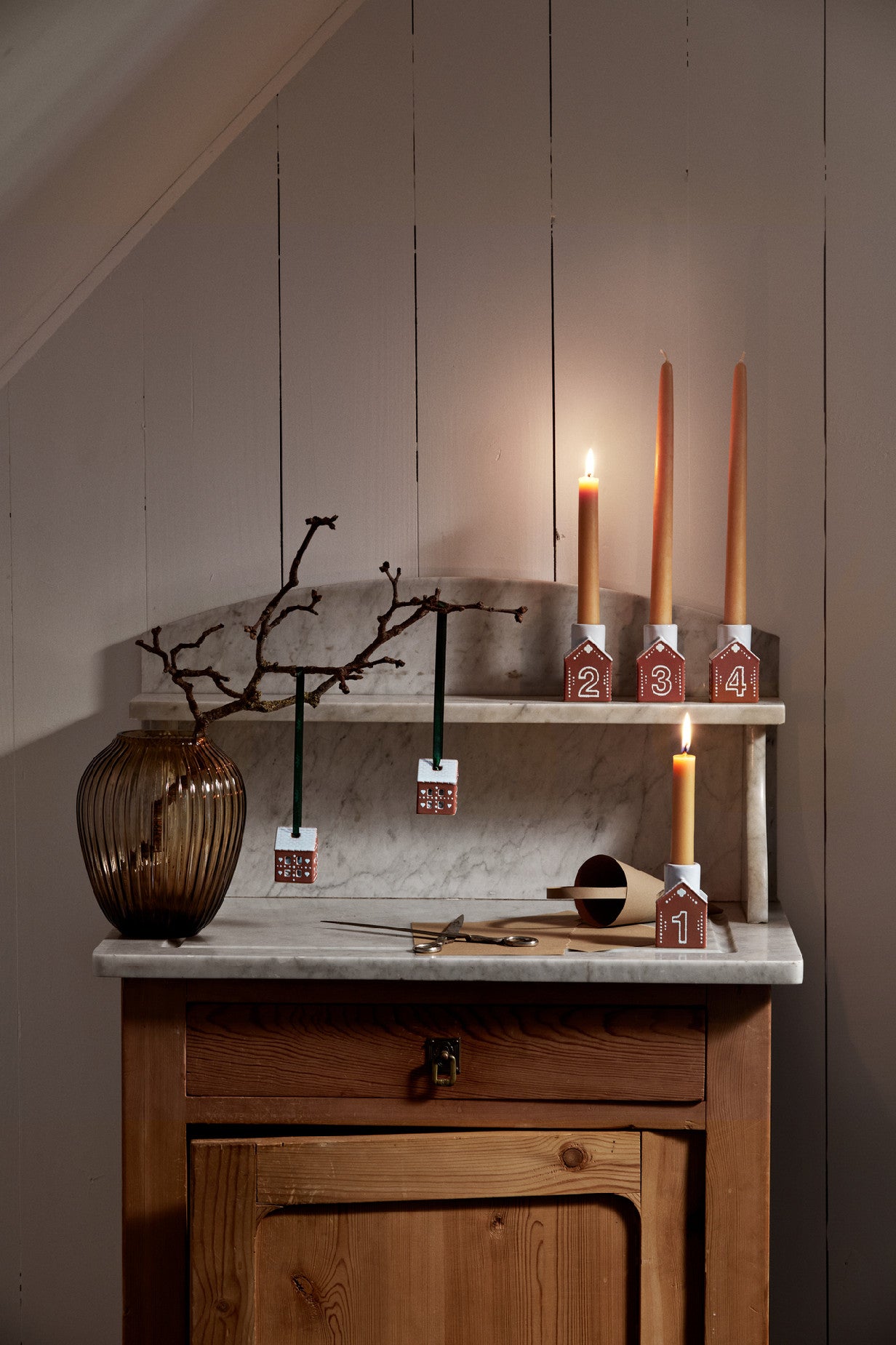 Kähler Hammershøi skleněná váza 14 cm, walnut, 693189