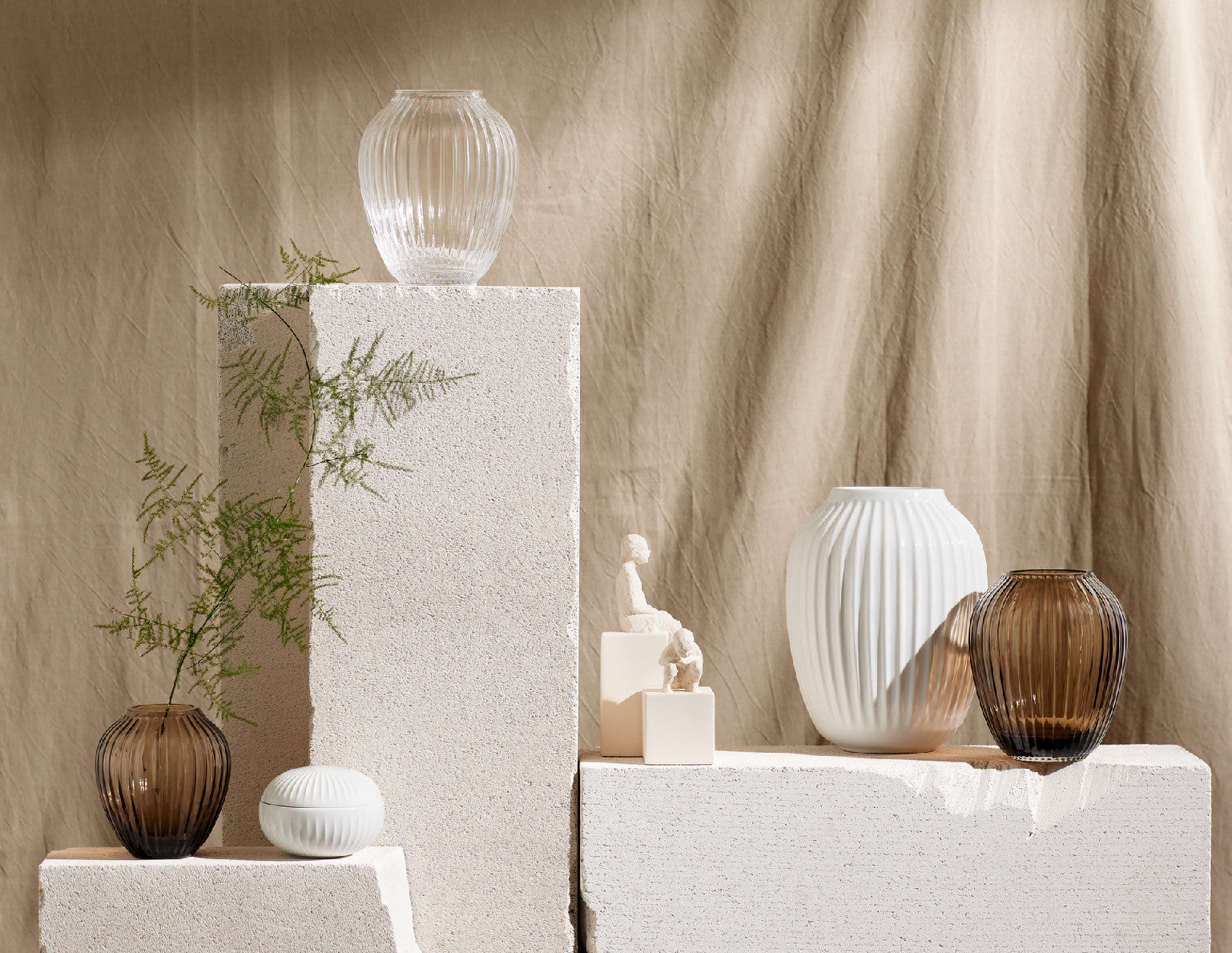 Kähler Hammershøi skleněná váza 14 cm, walnut, 693189