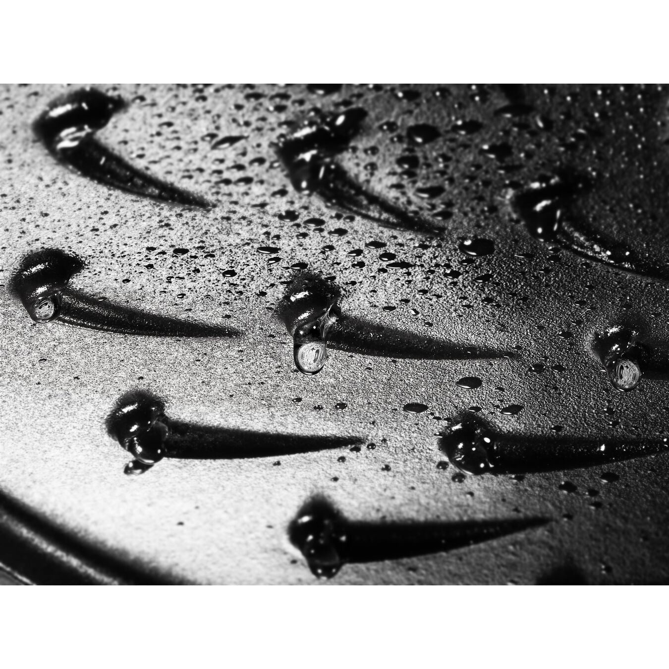 Staub Chistera kastrol s poklicí 24 cm/2,4 l černý, 12612425