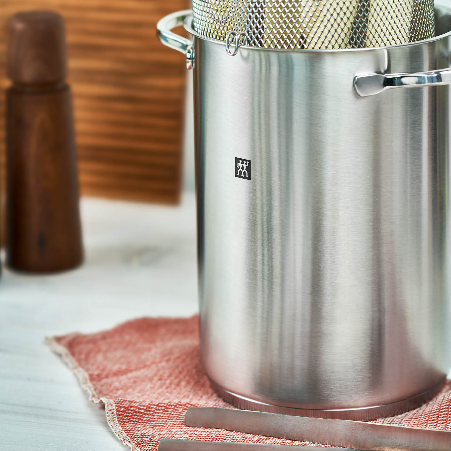 Zwilling Twin Specials tall asparagus and pasta pot 16 cm/4.5 l, 40990-005