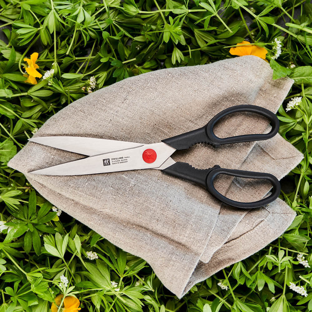 Zwilling TWIN L univerzální nůžky 23 cm, černé,  41374-000