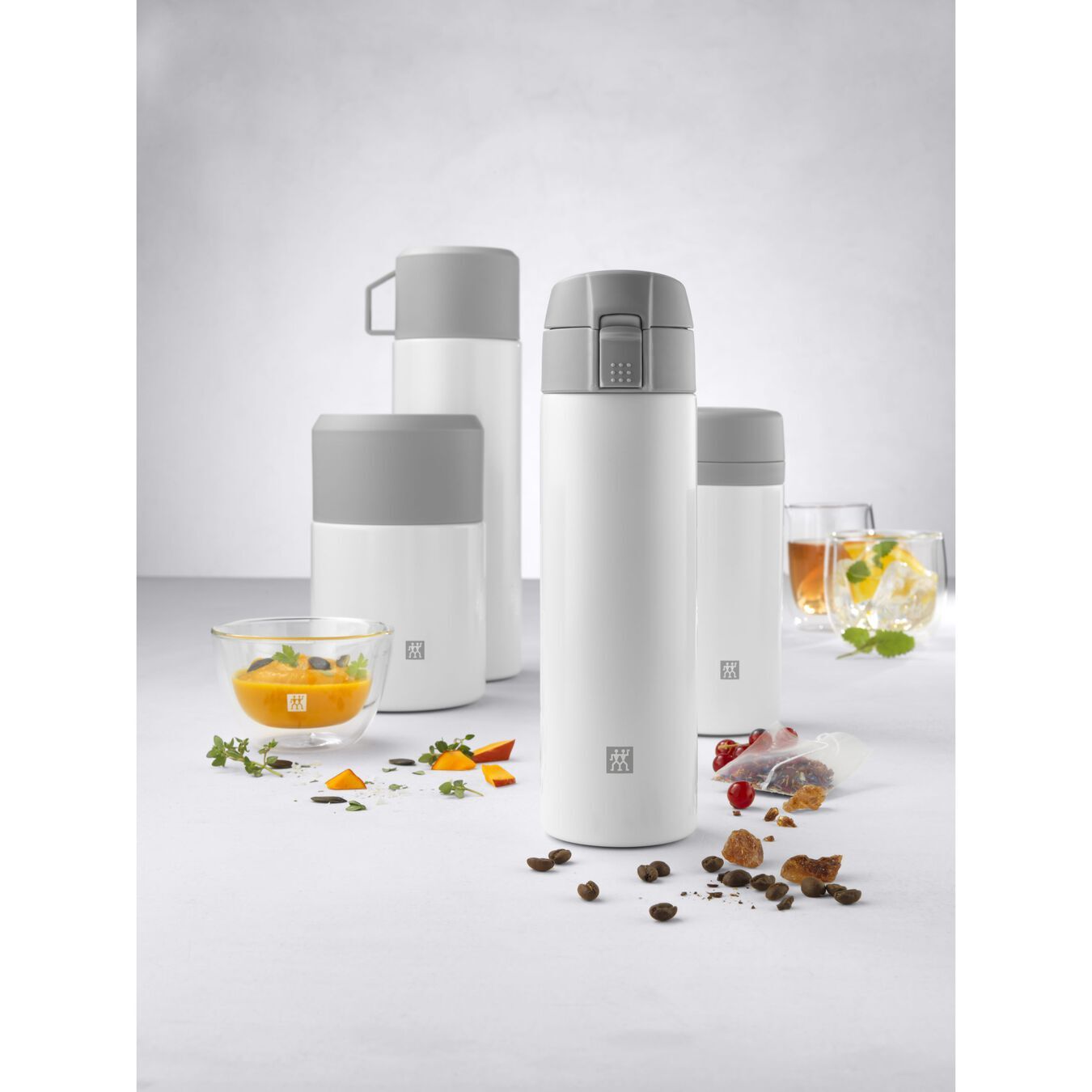 Zwilling Thermo dvoustěnná nerezová cestovní láhev 0,45 l bílá, 39500-507