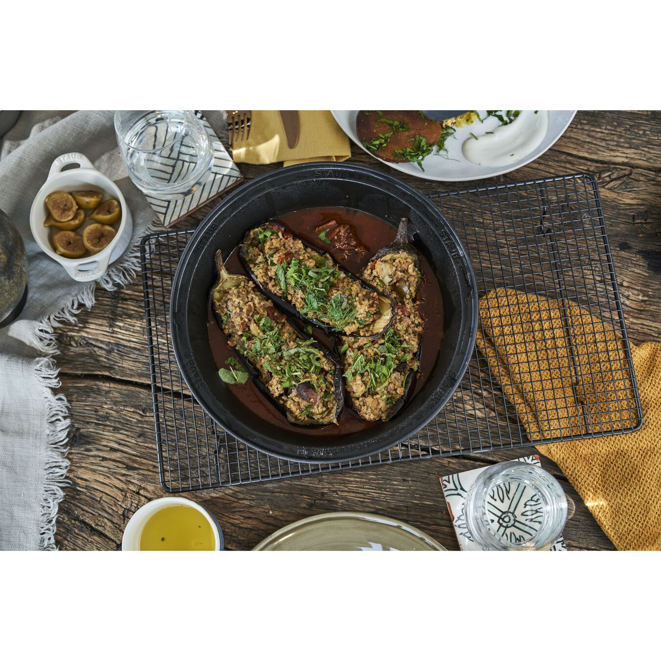 Staub Tajine 28 cm/2 l čierna/višňa, 1302806