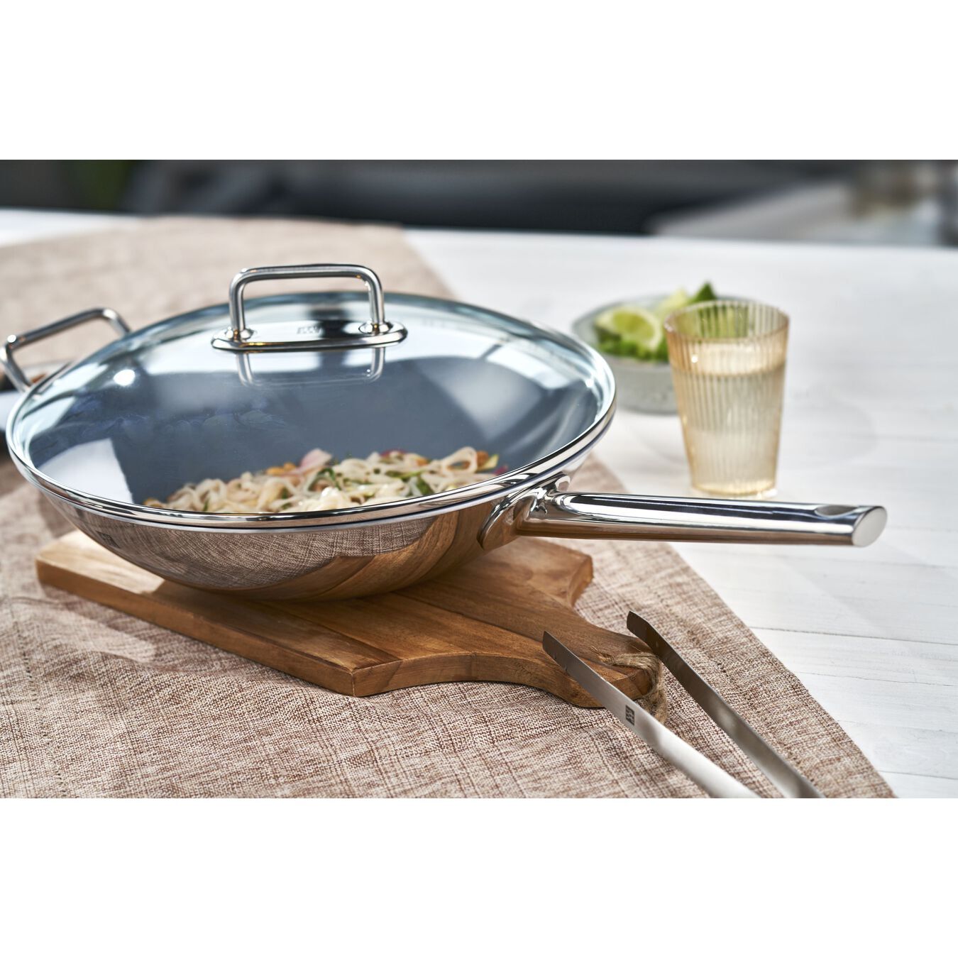 Zwilling Plus nepřilnavá pánev Wok se skleněnou poklicí 32 cm, 40992-032