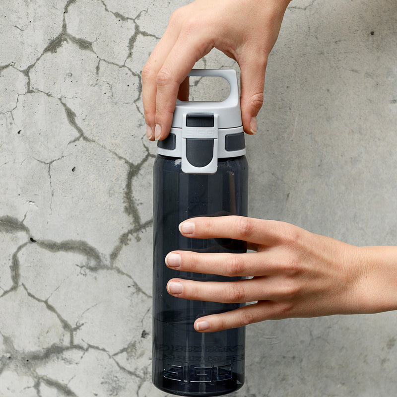 Sigg Total Color One láhev na pití 600 ml, anthracite, 8691.90