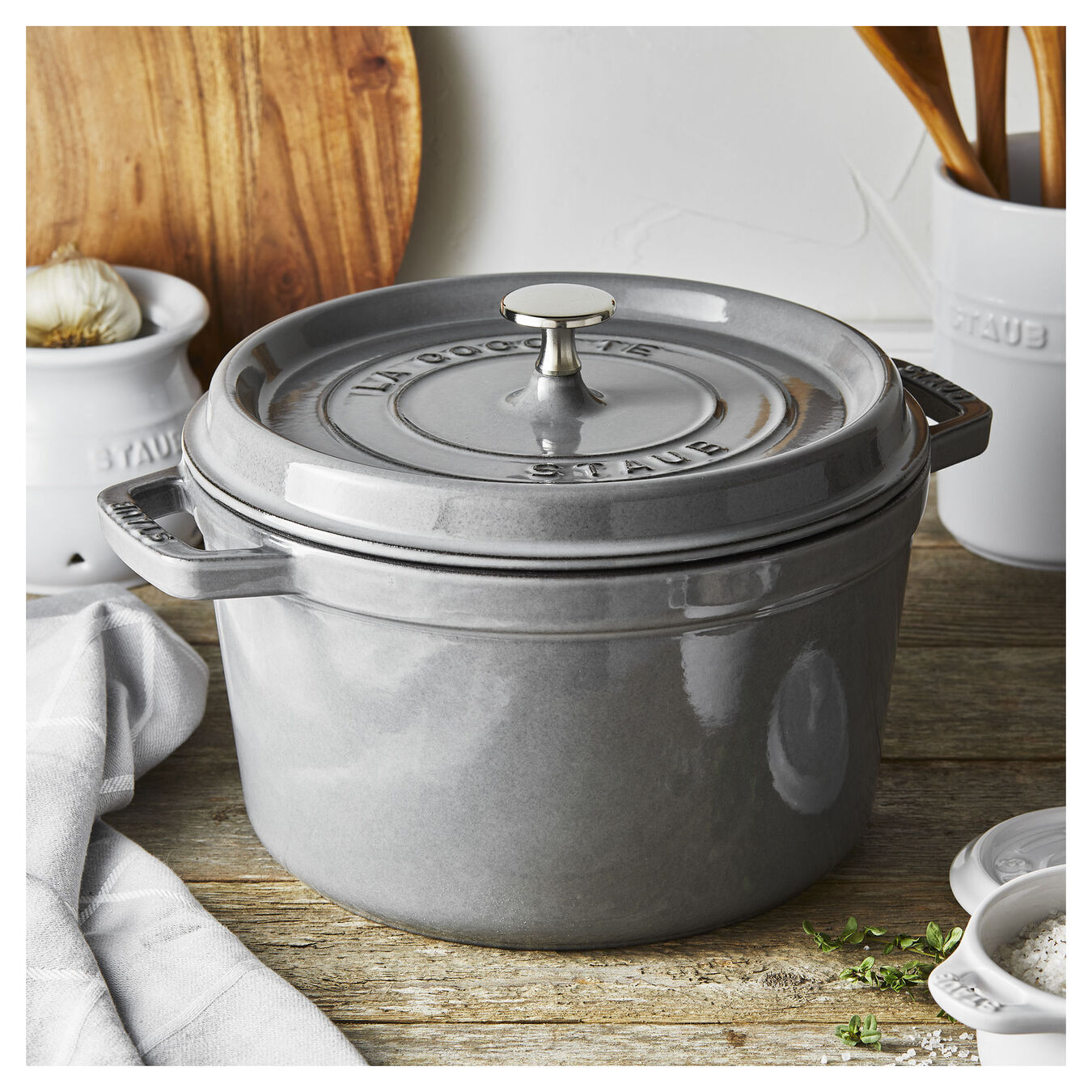 Staub Cocotte hrnec vysoký kulatý 24 cm/4,8 l šedý, 12502418