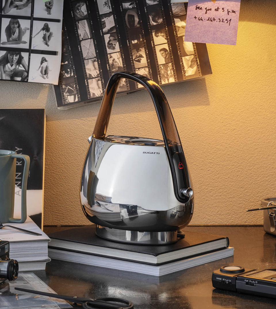 Jackie, Jackie kettle