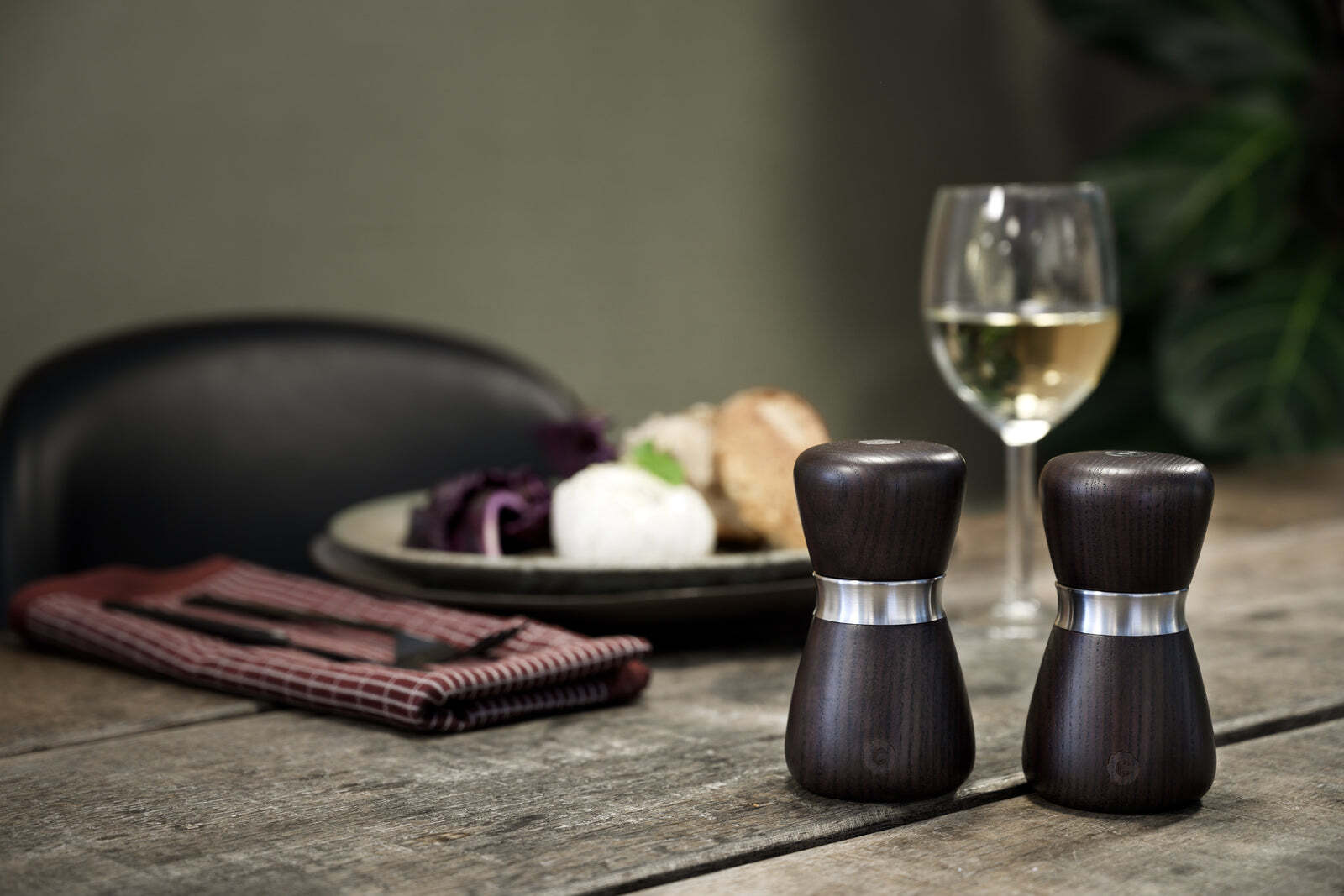 CrushGrind Kyoto drevený mlynček na korenie 10 cm, 070360-2073