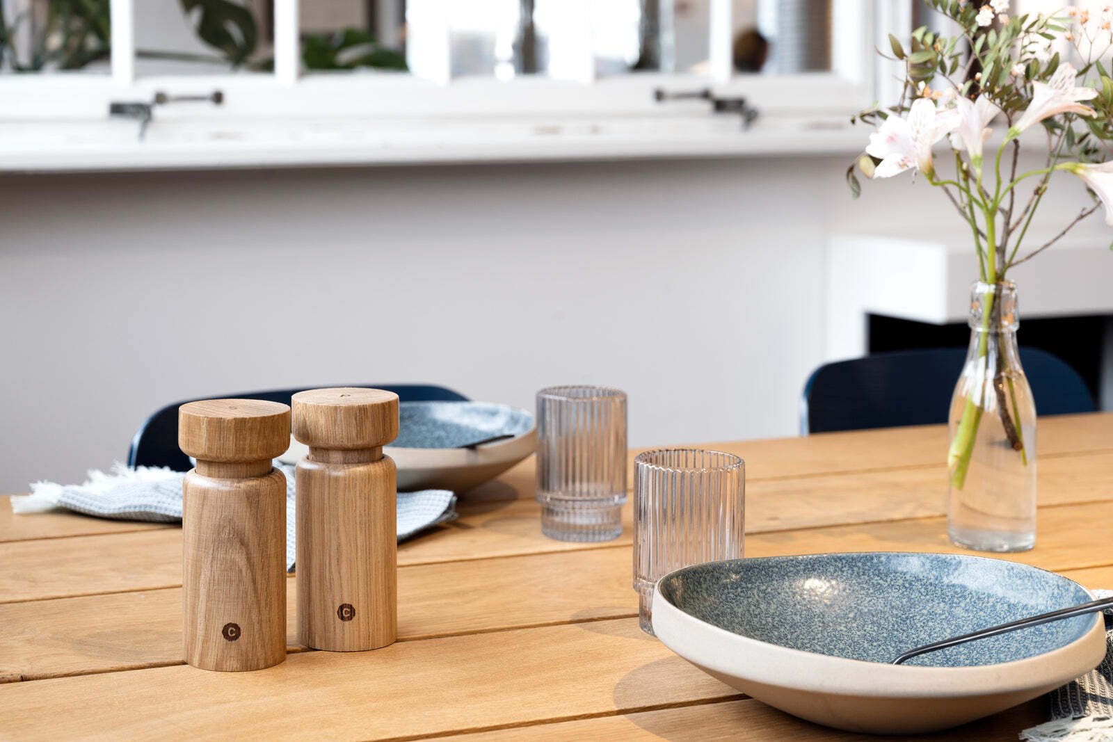 CrushGrind Helsinki sada drevených mlynčekov na korenie a soľ 13 cm, 070370-2002-2PC