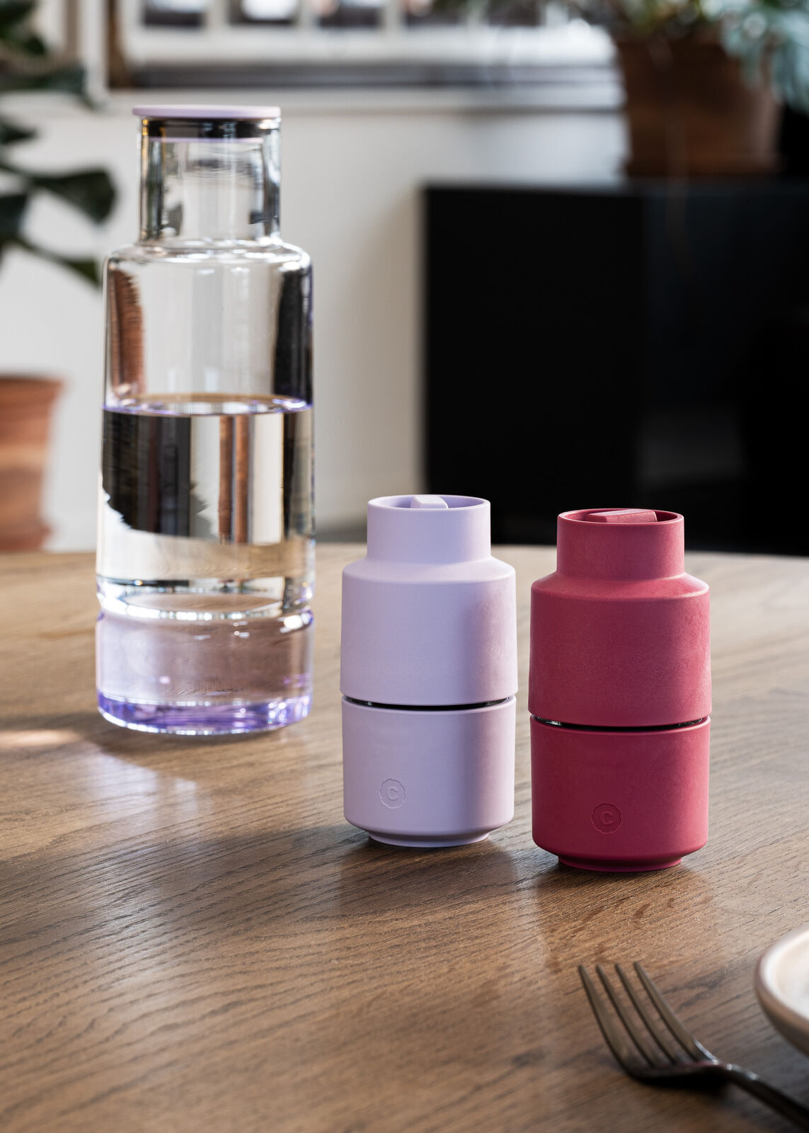 CrushGrind Billund skleněná karafa s uzávěrem 1 l, lavender, 085210-0049