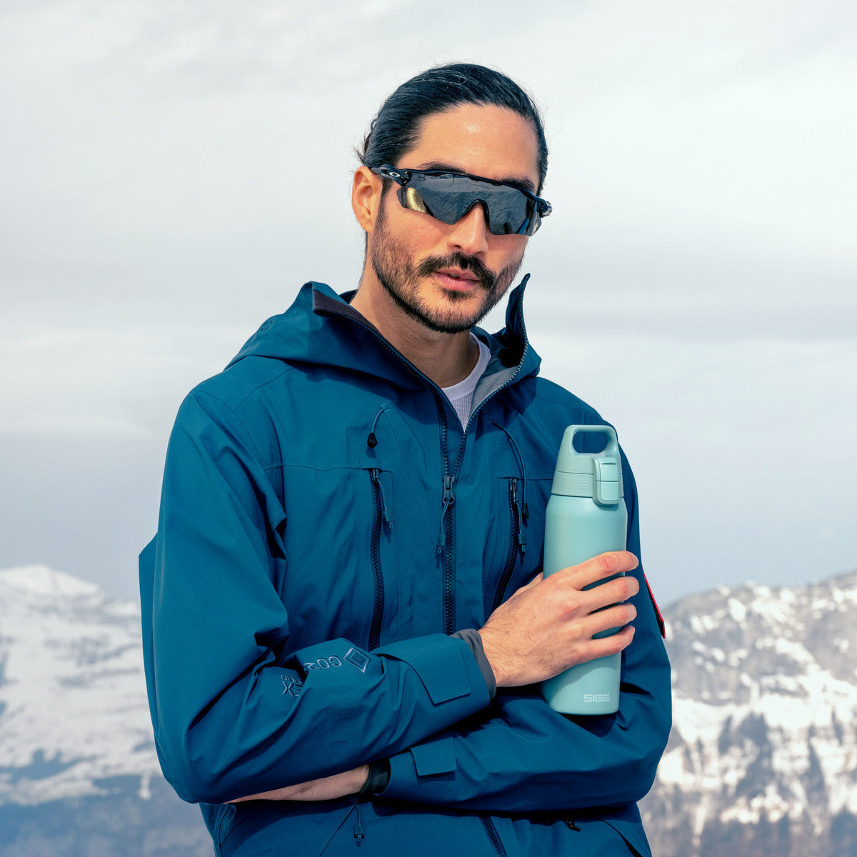 Sigg Shield Therm One nerezová termoláhev na pití 500 ml, morning blue, 6022.00